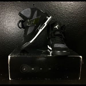 Jordan Flight 45 6.5Y